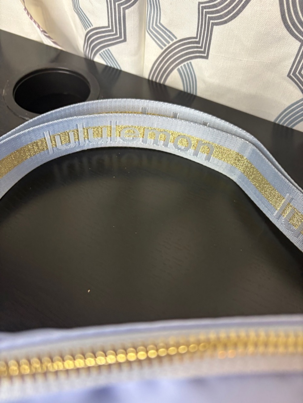 lululemon athletica Light Blue Everywhere Belt Bag - Picture 2 of 11